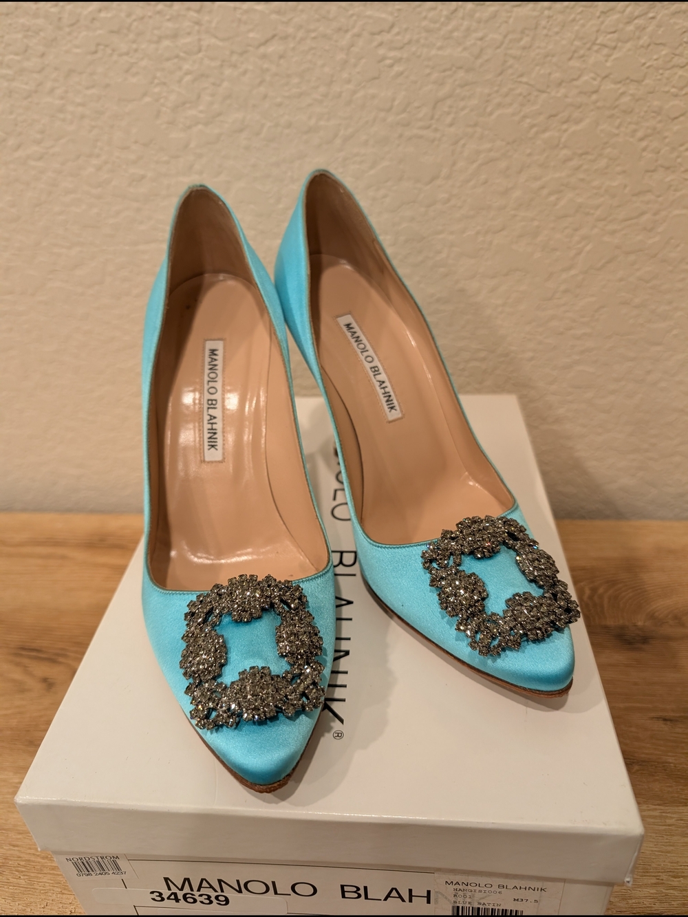 Manolo Blahnik Blue Satin Hangisi Crystal-Embellished Pumps - Picture 5 of 5